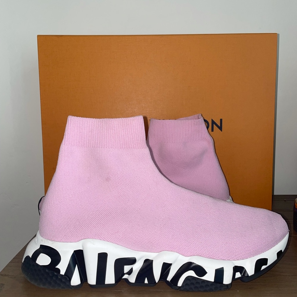 Balenciaga speed runners